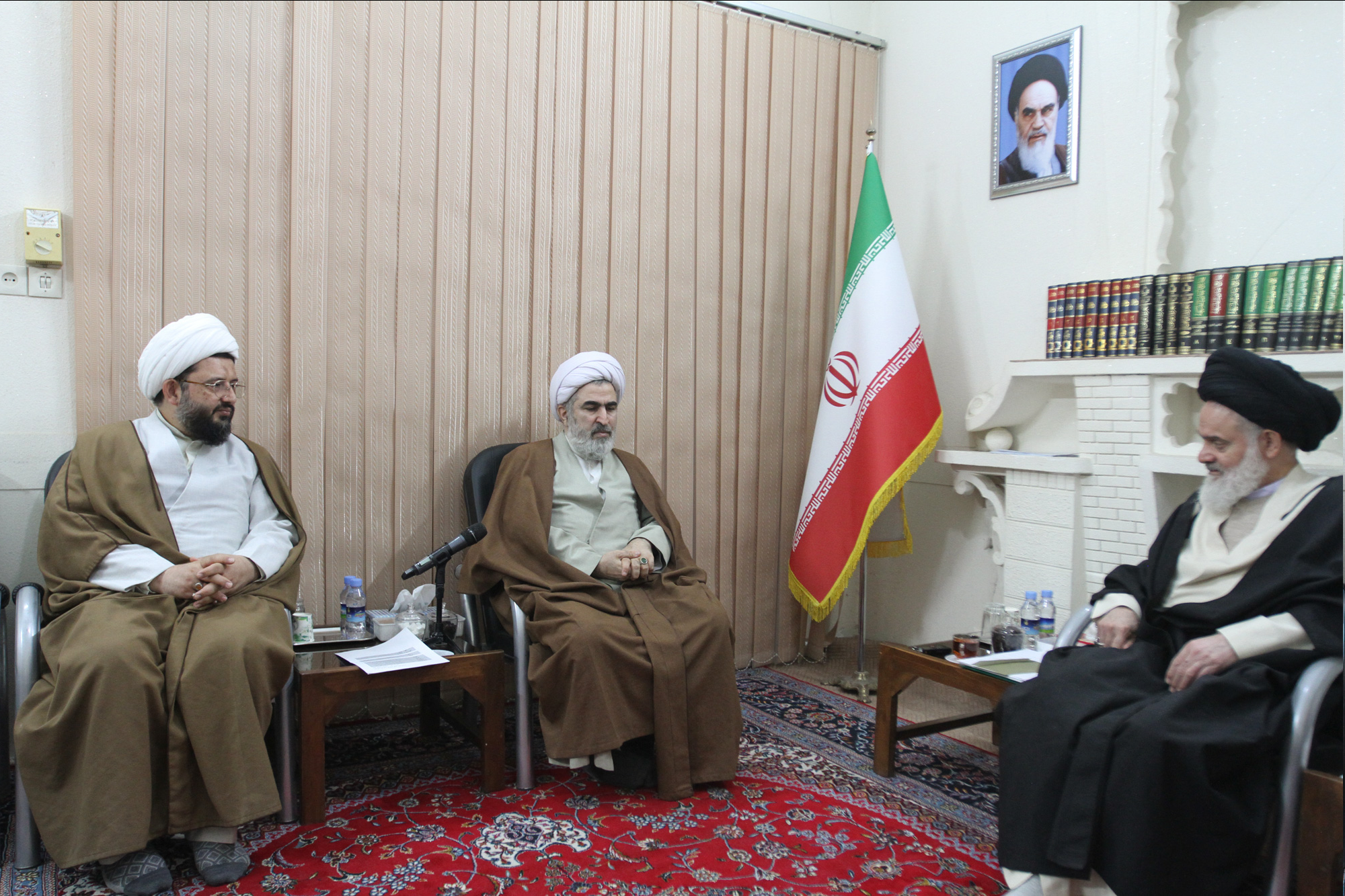 کارهای بزرگ در حوزه به اندازه کافی اطلاع رسانی نمیشوند