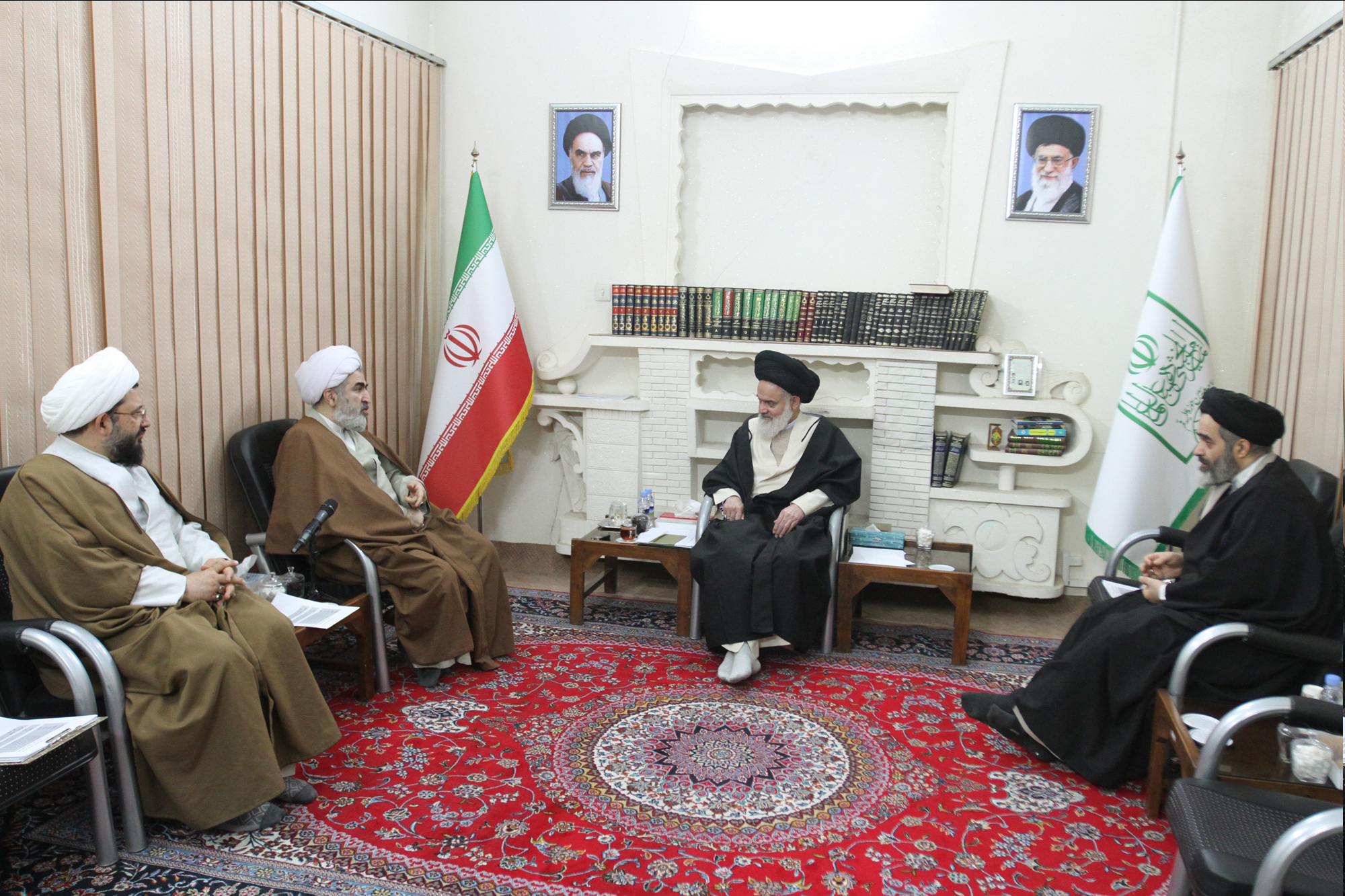 کارهای بزرگ در حوزه به اندازه کافی اطلاع رسانی نمیشوند