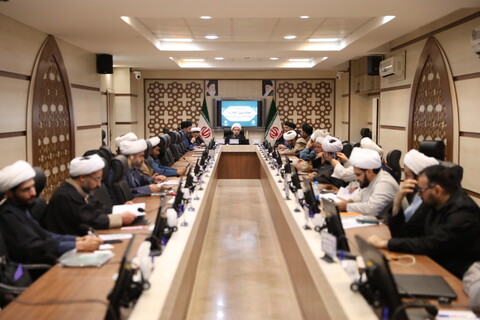 تصاویر/ اختتامیه اولین نشست هم اندیشی سالانه مسئولان و رابطان ارتباطات و بین الملل استانها