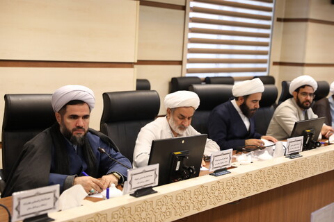 تصاویر/ اختتامیه اولین نشست هم اندیشی سالانه مسئولان و رابطان ارتباطات و بین الملل استانها