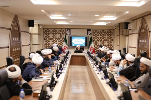 تصاویر/ اختتامیه اولین نشست هم اندیشی سالانه مسئولان و رابطان ارتباطات و بین الملل استانها