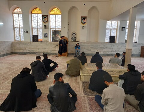 تصاویر/ درس اخلاق مدرسه علمیه باب‌العلم اسلامی کاشان