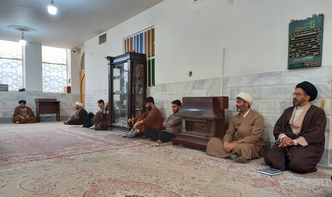 تصاویر/ درس اخلاق مدرسه علمیه باب‌العلم اسلامی کاشان