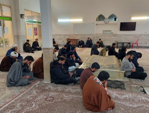 تصاویر/ درس اخلاق مدرسه علمیه باب‌العلم اسلامی کاشان