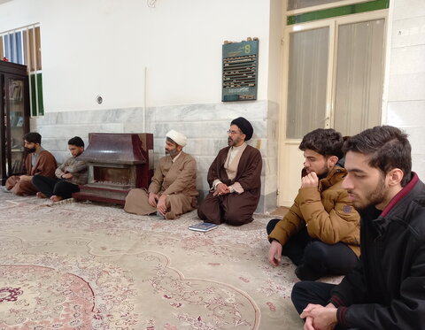 تصاویر/ درس اخلاق مدرسه علمیه باب‌العلم اسلامی کاشان