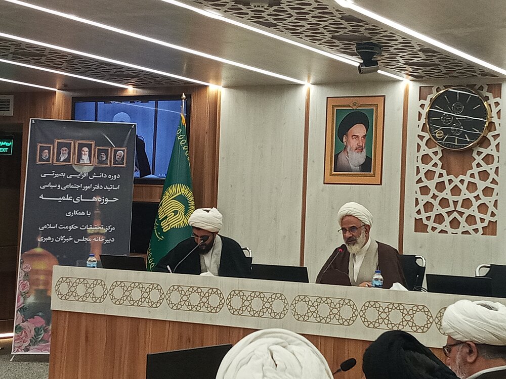 حوزههای علمیه در تبیین و تقویت گفتمان مقاومت نقش اساسی دارند