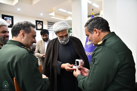 مراسم امضای تفاهمنامه همکاری مشترک بین حوزه علمیه خراسان، سازمان بسیج سازندگی و سازمان بسیج طلاب و روحانیون کشور، در محل مرکز مدیریت این حوزه برگزار شد.