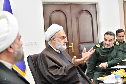 مراسم امضای تفاهمنامه همکاری مشترک بین حوزه علمیه خراسان، سازمان بسیج سازندگی و سازمان بسیج طلاب و روحانیون کشور، در محل مرکز مدیریت این حوزه برگزار شد.