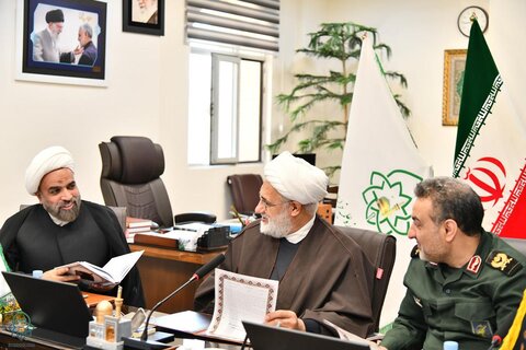 مراسم امضای تفاهمنامه همکاری مشترک بین حوزه علمیه خراسان، سازمان بسیج سازندگی و سازمان بسیج طلاب و روحانیون کشور، در محل مرکز مدیریت این حوزه برگزار شد.