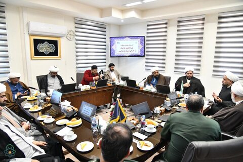 مراسم امضای تفاهمنامه همکاری مشترک بین حوزه علمیه خراسان، سازمان بسیج سازندگی و سازمان بسیج طلاب و روحانیون کشور، در محل مرکز مدیریت این حوزه برگزار شد.