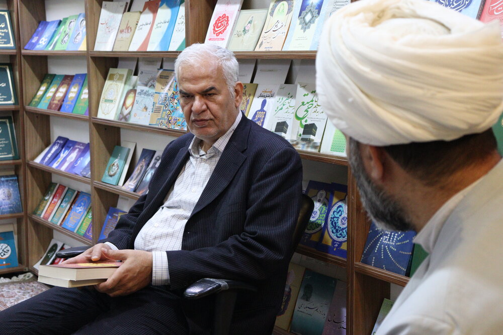 بازدید دبیر ستاد راهبری فناوریهای هوشمند حوزههای علمیه از موسسه مطالعات راهبردی علوم و معارف اسلام