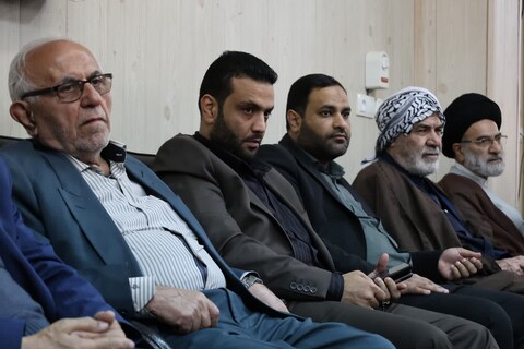 دیدار دست اندرکاران شورای حل اختلاف وجهای عشایر عرب استان با آیت الله موسوی جزایری