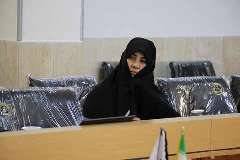 تصاویر|نشست کمیته حوزه و روحانیت ایام الله دهه فجر در اصفهان