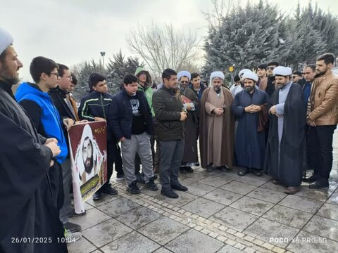 تصاویر/ اعزام طلاب مدرسه علمیه امام صادق (ع) قروه به اردوی یک روزه شهر همدان