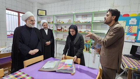 تصاویر/ بازدید حجت‌الاسلام والمسلمین پورذهبی از اداره ورزش و جوانان و کانون پرورش فکری کودکان و نوجوانان بیجار