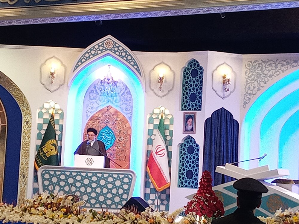 دشمن با ملت ایران جنگ تمدنی دارد