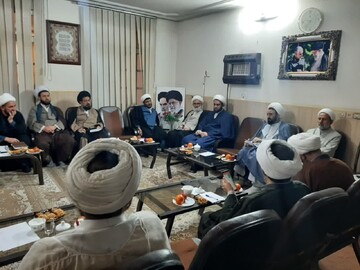 تصاویر/ نشست مدیران مدارس علمیه منطقه کاشان