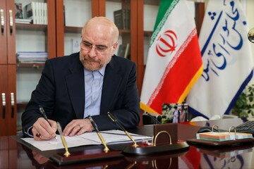 قالیباف: تاریخ و جغرافیا با دلار و درهم خریدنی نیست