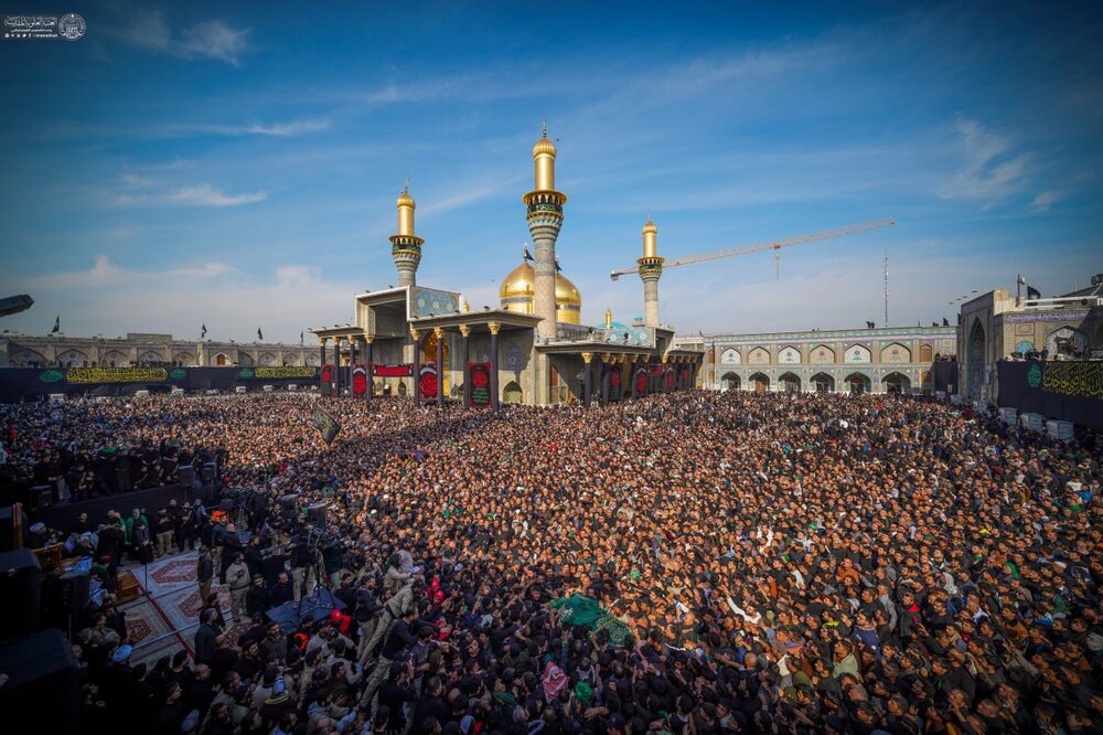 فیلم | مراسم تشییع تابوت نمادین امام موسی بن جعفر (ع) در حرم مطهر ایشان