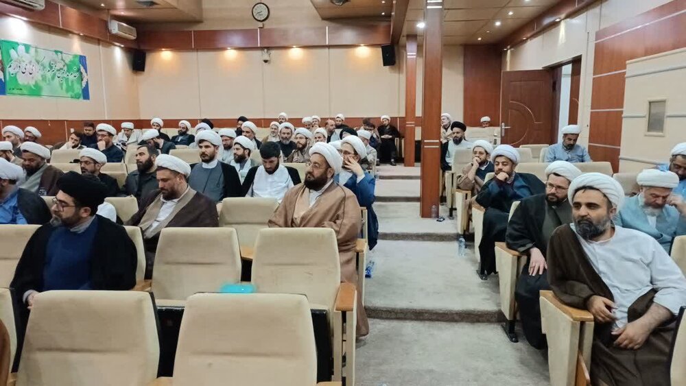 تصاویر اجلاسیه معاونان آموزش مدارس علمیه کشور درمشهد