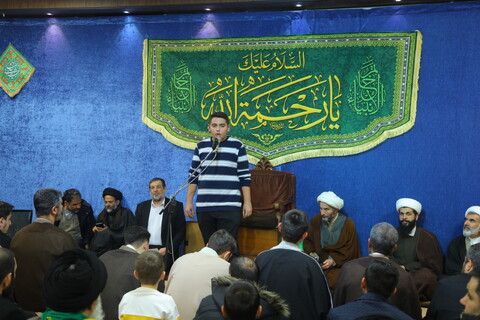تصاویر/ مراسم عمامه گذاری طلاب  و جشن عید مبعث پیامبر اکرم (ص) با حضور آیت الله فقیه