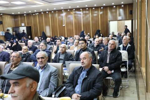 تصاویر/ سومین نشست روایت باقیان دوران دفا مقدس در خوی