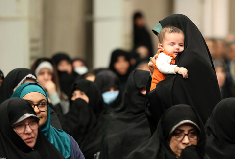 دیدار جمعی از مسئولان نظام، سفرای کشورهای اسلامی و قشرهای مختلف مردم