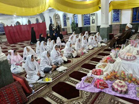 تصاویر/ جشن تکلیف دختران دانش آموز برازجان