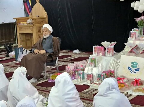 تصاویر/ جشن تکلیف دختران دانش آموز برازجان