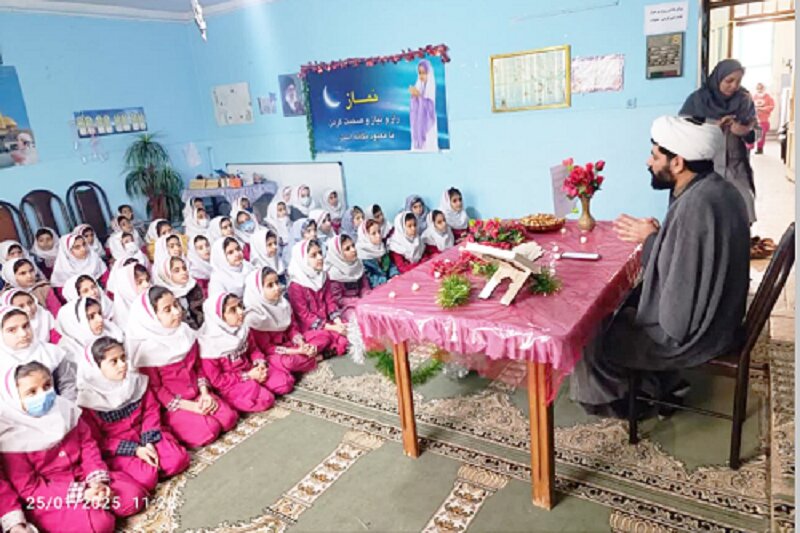 پیوند بین منزل، مدرسه و مسجد تربیت دینی دانشآموزان را بدنبال دارد