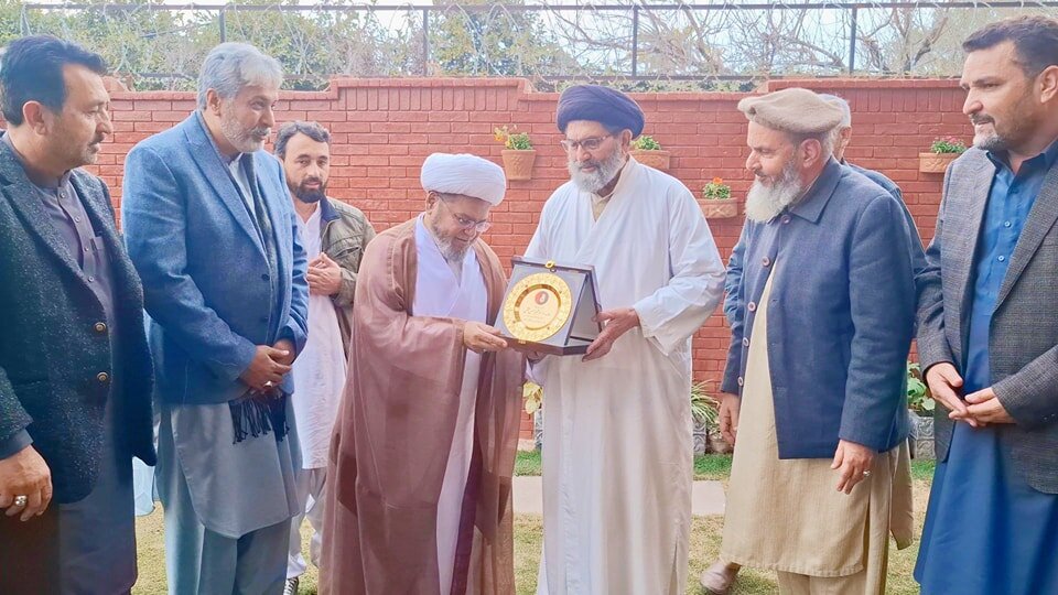 علامہ شبیر حسن میثمی کی قائد ملت جعفریہ سے وفد کے ہمراہ اہم ملاقات / مختلف امور پر تبادلۂ خیال