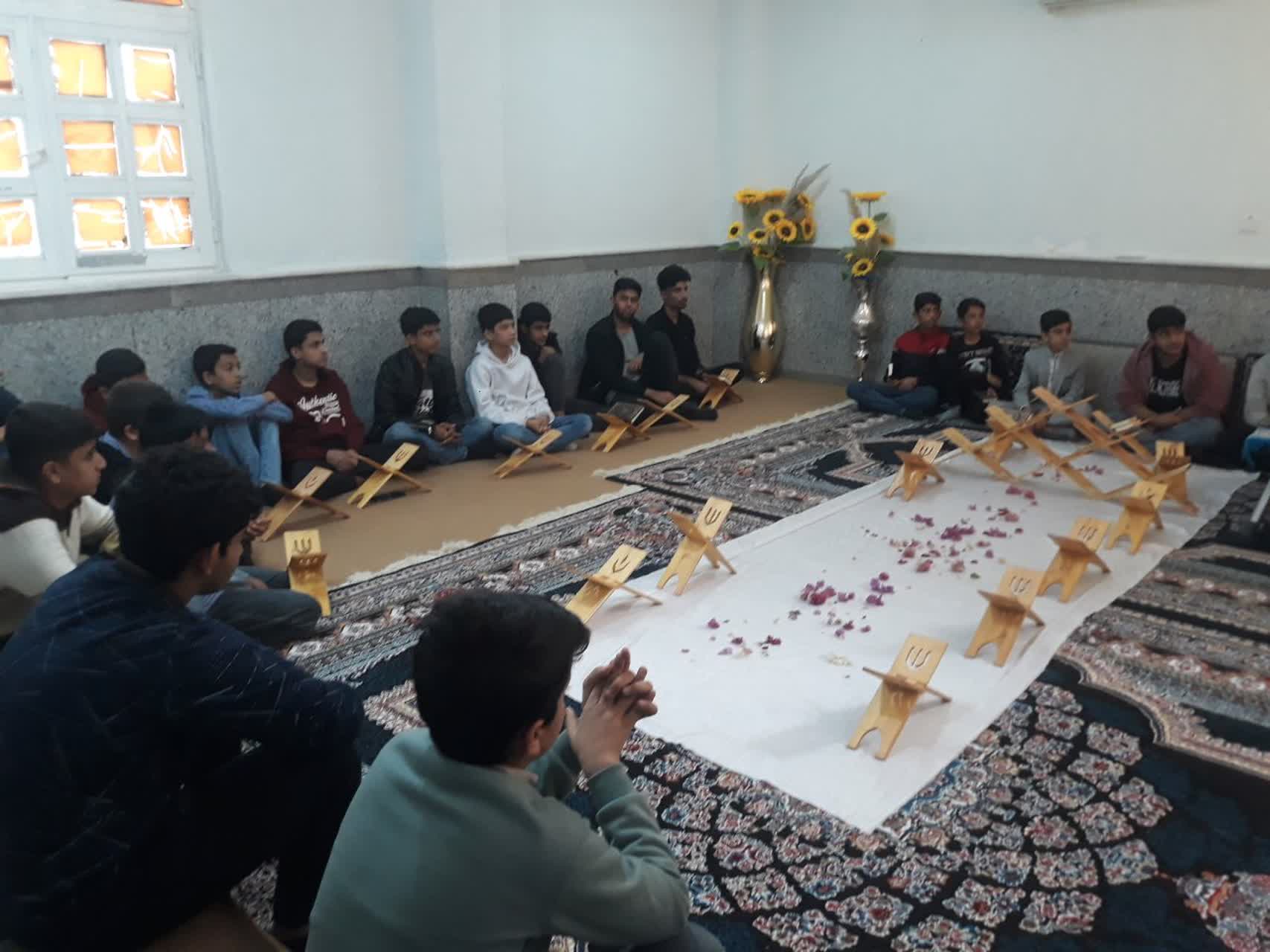 چهل و سومین مسابقات قرآن عترت و نماز ویژه دانش آموزان برگزار شد