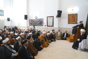 تصاویر/ مراسم بزرگداشت شهیدان رازینی و  مقیسه با حضور آیت الله العظمی نوری همدانی