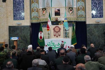 مقاومت ملت ایران، شکست‌های پی‌درپی دشمنان را رقم زده است