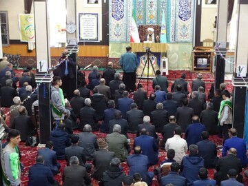 تصاویر/ آیین عبادی سیاسی نماز جمعه چهاربرج