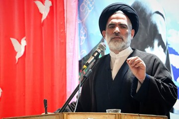 مذاکره با دشمن یعنی تسلیم شدن در برابر او