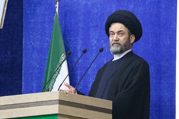 انتقاد امام جمعه اردبیل از کیفیت سفر وزیر راه و شهرسازی به استان اردبیل
