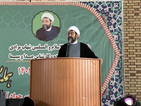 تصاویر/ همایش خانواده موفق با حضور حجت الاسلام شهاب مرادی در جوادآباد ورامین برگزار شد