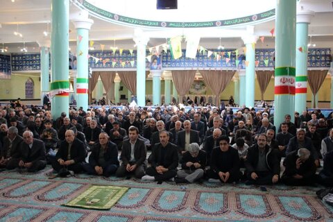 تصاویر/ اقامه نماز جمعه تکاب