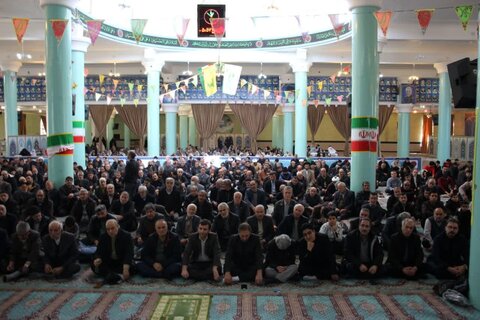 تصاویر/ اقامه نماز جمعه تکاب