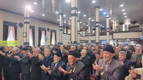 تصاویر/ آیین عبادی سیاسی نماز جمعه چهاربرج