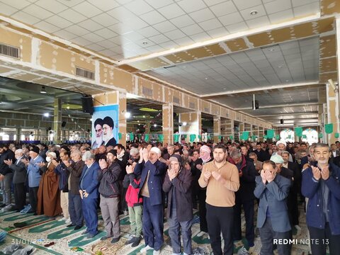 تصاویر اقامه نماز جمعه خرم آباد