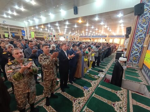 نمازجمعه امروز بوشهر به روایت تصاویر