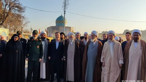تصاویر / مراسم آغاز دهه مبارک فجر با حضور نماینده ولی فقیه در استان قزوین