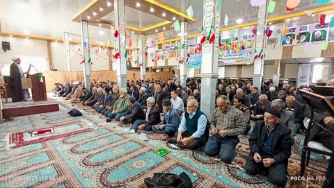 تصاویر/ اقامه نماز جمعه شهر کشاورز