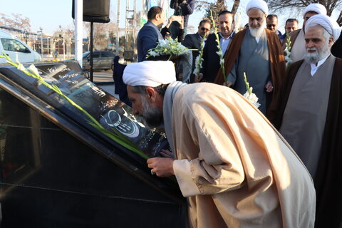 تصاویر / مراسم آغاز دهه مبارک فجر با حضور نماینده ولی فقیه در استان قزوین