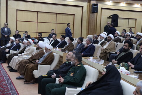 تصاویر / جلسه شورای اداری استان قز وین با حضور رئیس شورای سیاستگذاری ائمه جمعه کشور