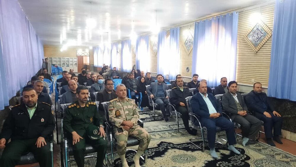 دیدار مسئولین سلماس با امام جمعه