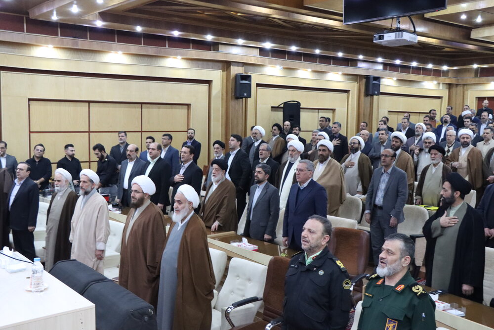 تصاویر / جلسه شورای اداری استان قزوین با حضور رئیس شورای سیاستگذاری ائمه جمعه کشور