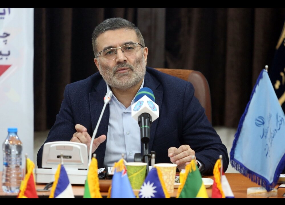 چهل‌وسومین جشنواره فیلم فجر در قم برگزار می‌شود